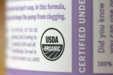 2003 - Dr. Bronner’s devient la plus grande société de cosmétique certifiée par l'USDA (certification bio américaine).